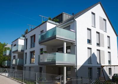 2 Mehrfamilienhäuser in Magstadt, gebaut von der Steegmüller Wohnbau GmbH